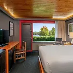 Lake House At High Peaks Resort