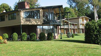 House 3* Lake Placid