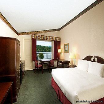 House Hotel Lake Placid
